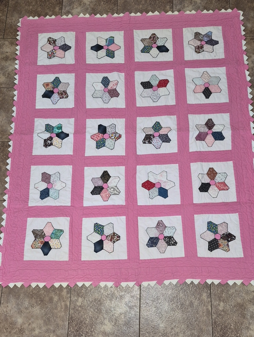 Handmade Pink Floral Patchwork Quilt - Home Bedding